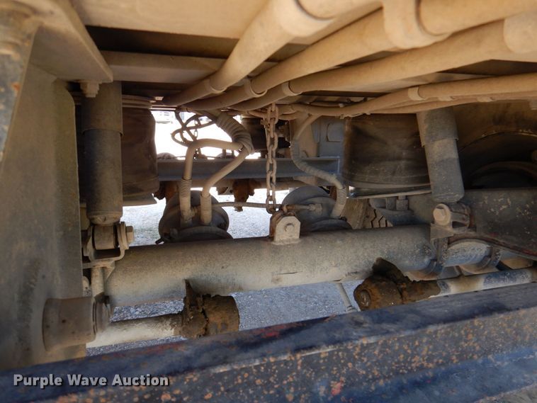 image for item DR1957 1996 Mate  end dump trailer