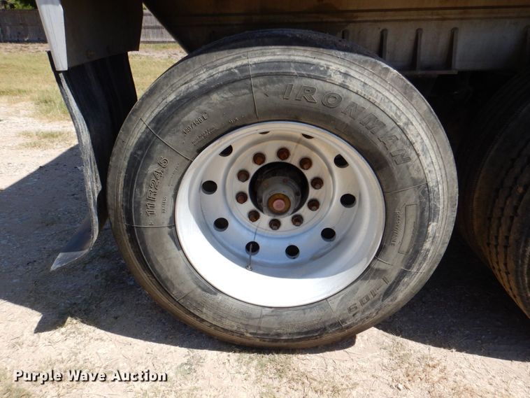 image for item DR1957 1996 Mate  end dump trailer