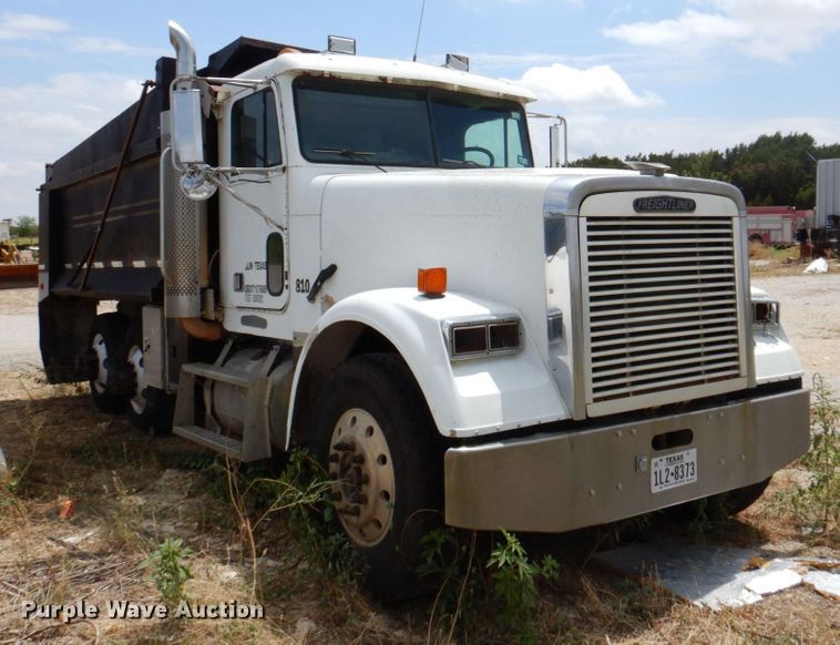 image for item DR1989 1994 Freightliner FLD120  dump truck