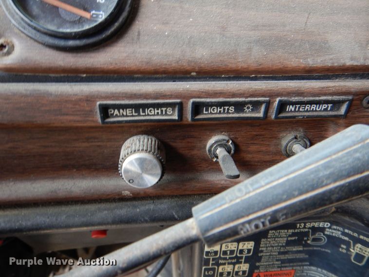 image for item DR1989 1994 Freightliner FLD120  dump truck