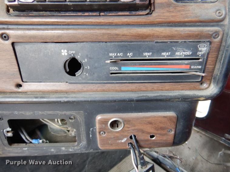 image for item DR1989 1994 Freightliner FLD120  dump truck