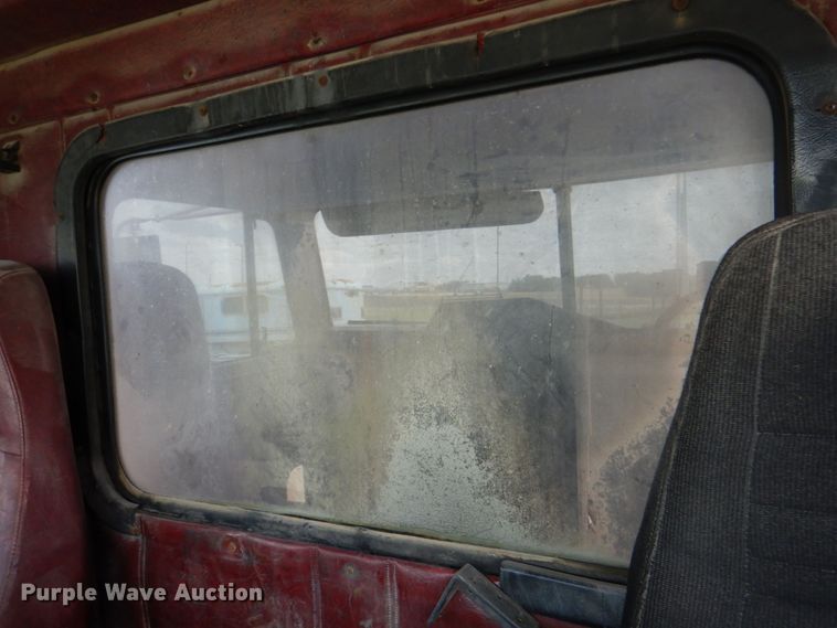 image for item DR1989 1994 Freightliner FLD120  dump truck