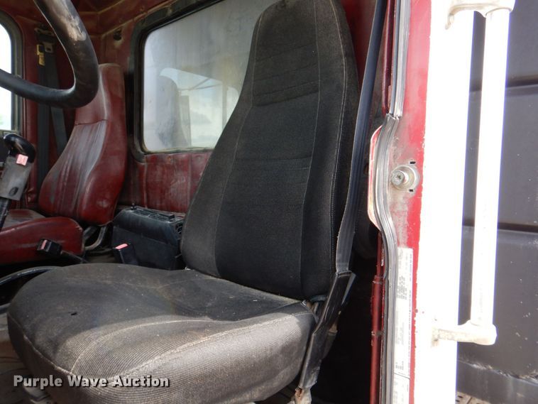 image for item DR1989 1994 Freightliner FLD120  dump truck