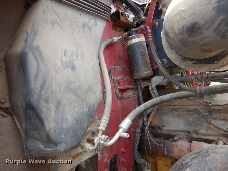 image for item DR1989 1994 Freightliner FLD120  dump truck