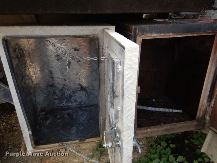 image for item DR1989 1994 Freightliner FLD120  dump truck