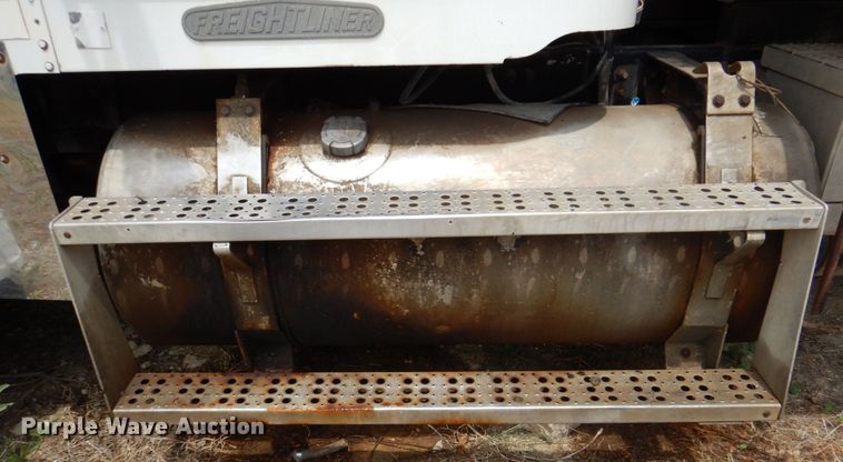 image for item DR1989 1994 Freightliner FLD120  dump truck