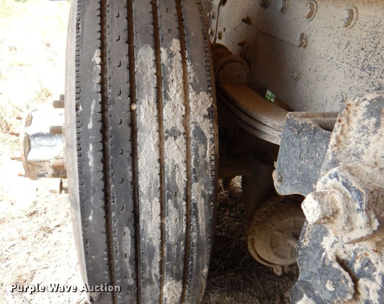 image for item DR1989 1994 Freightliner FLD120  dump truck