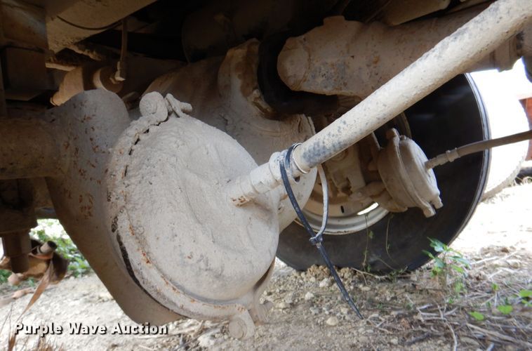 image for item DR1989 1994 Freightliner FLD120  dump truck