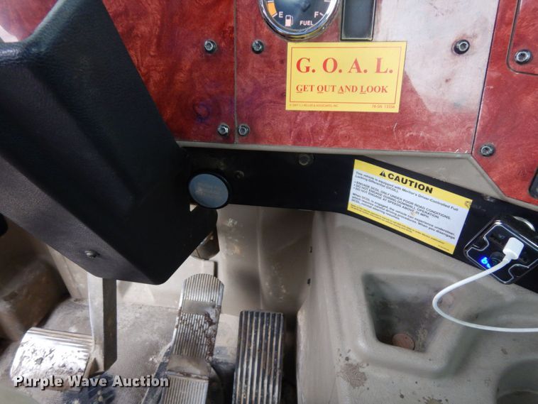 image for item DS1344 2004 International 5500i  ready mix truck