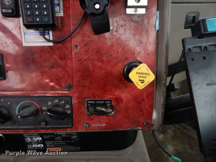 image for item DS1344 2004 International 5500i  ready mix truck