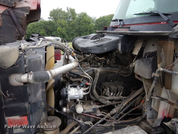 image for item DS1344 2004 International 5500i  ready mix truck