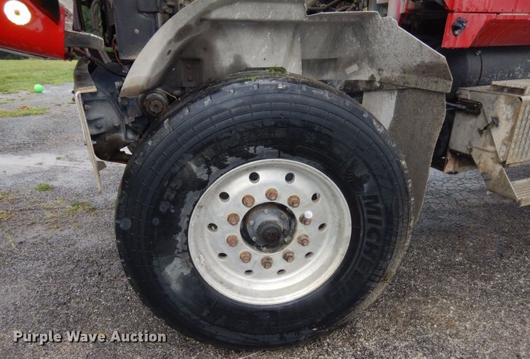 image for item DS1344 2004 International 5500i  ready mix truck