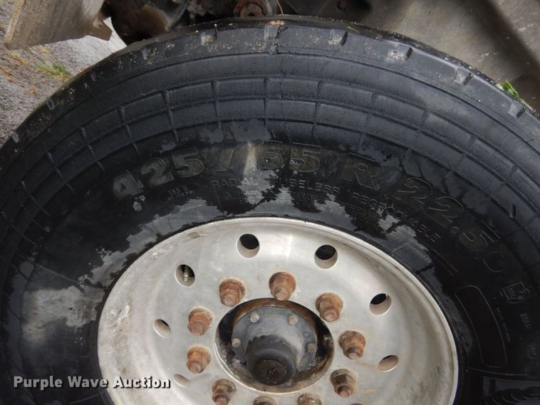 image for item DS1344 2004 International 5500i  ready mix truck