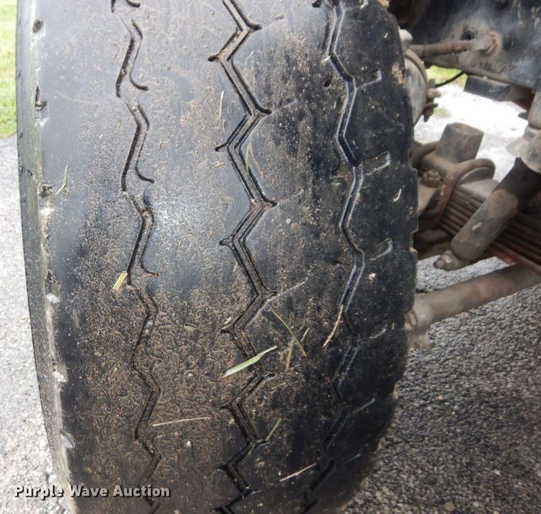 image for item DS1344 2004 International 5500i  ready mix truck