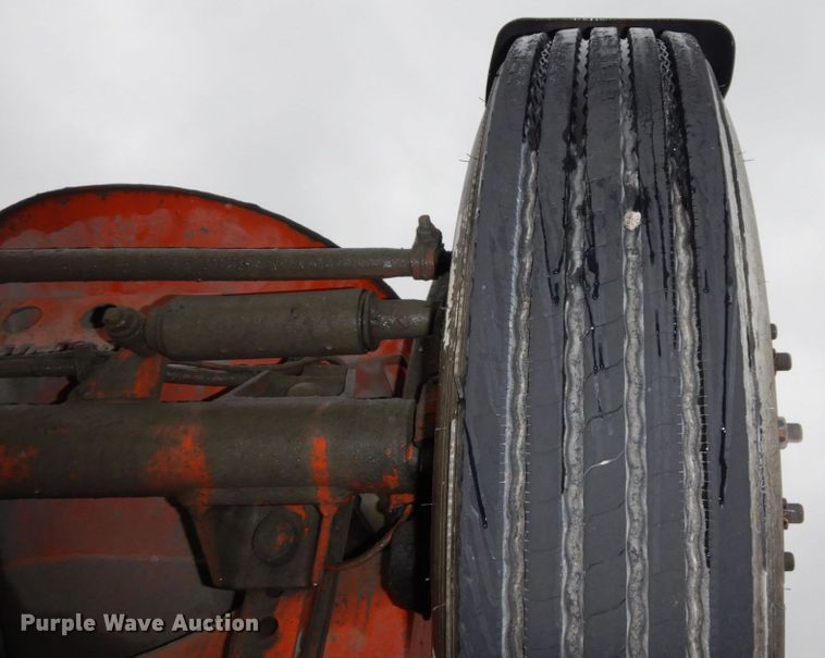 image for item DS1344 2004 International 5500i  ready mix truck