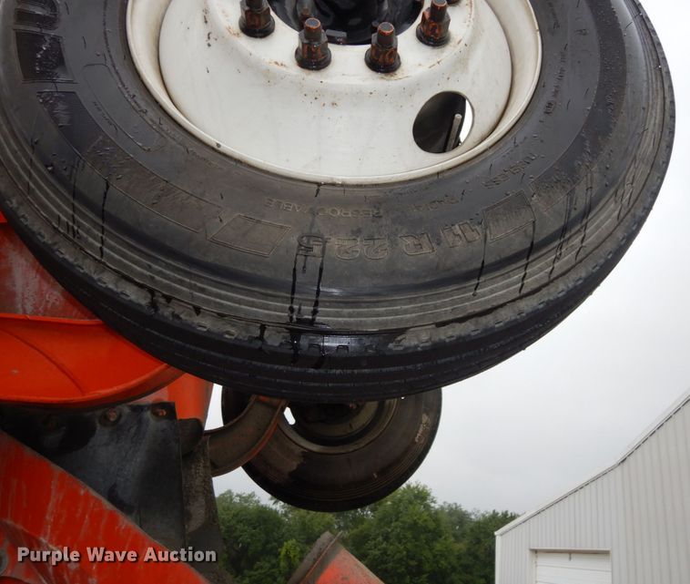 image for item DS1344 2004 International 5500i  ready mix truck