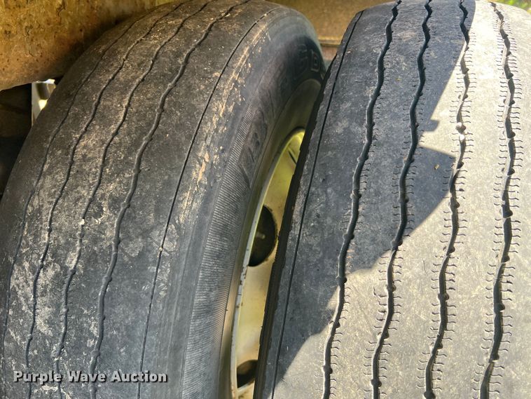 image for item JM9154 1999 Innovative Trailers SDS-48  walking floor trailer