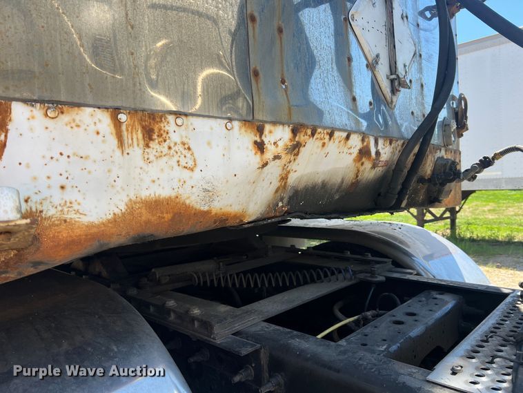 image for item JM9155 1997 Innovative Trailers SRS-48  walking floor trailer