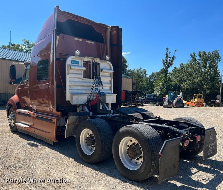 image for item JM9158 2013 International ProStar Plus Eagle  semi truck