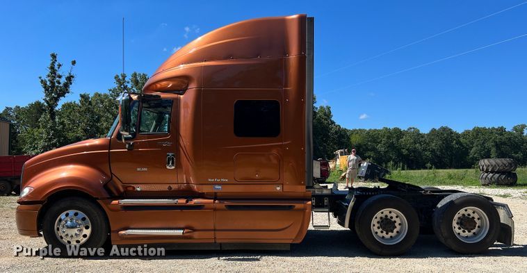 image for item JM9158 2013 International ProStar Plus Eagle  semi truck