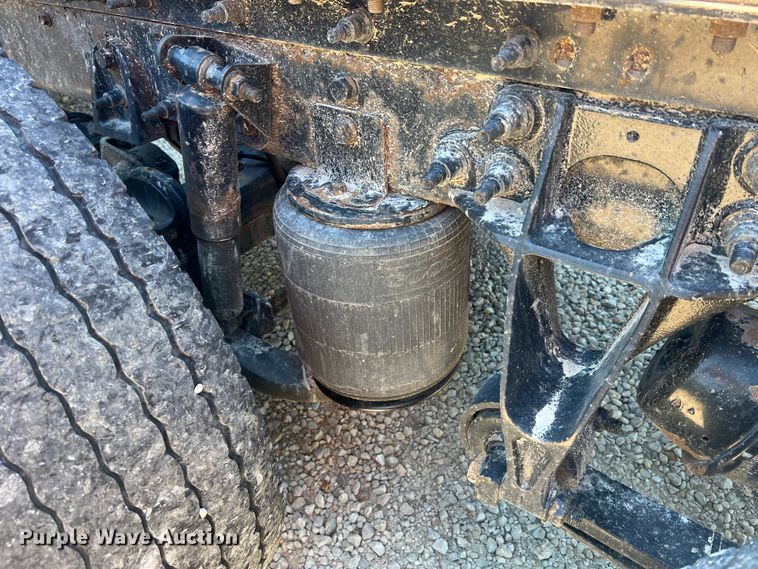 image for item JM9158 2013 International ProStar Plus Eagle  semi truck