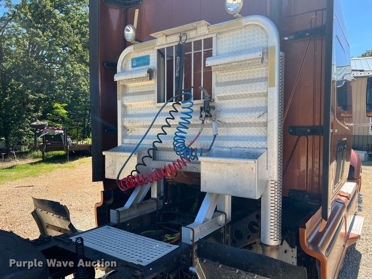 image for item JM9158 2013 International ProStar Plus Eagle  semi truck