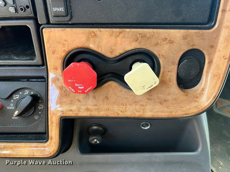 image for item JM9158 2013 International ProStar Plus Eagle  semi truck