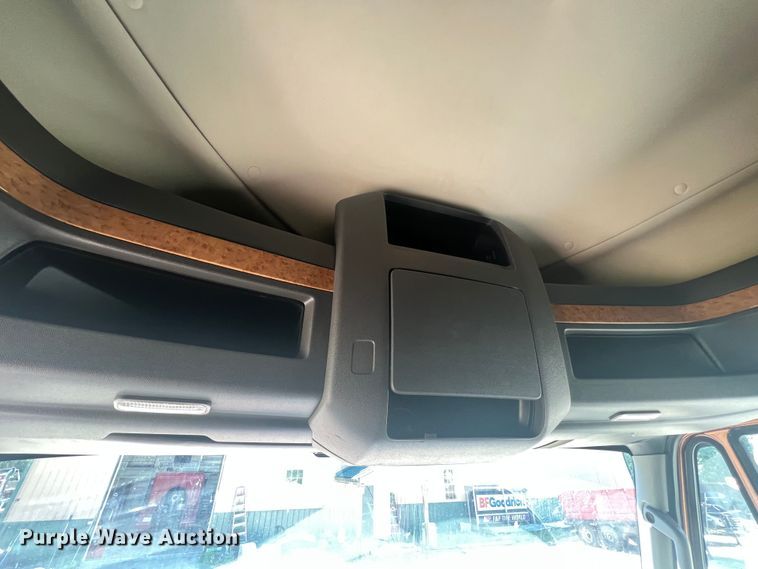 image for item JM9158 2013 International ProStar Plus Eagle  semi truck