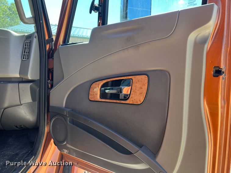 image for item JM9158 2013 International ProStar Plus Eagle  semi truck