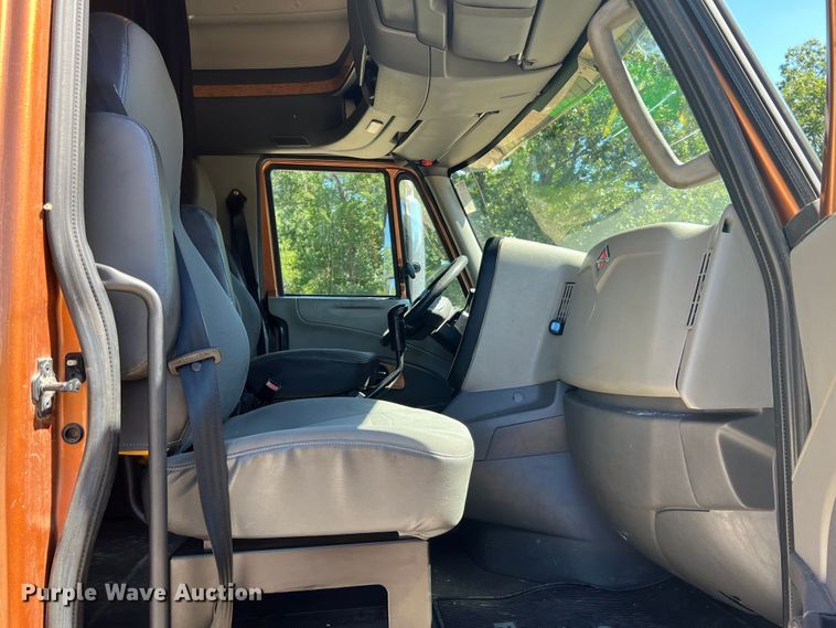 image for item JM9158 2013 International ProStar Plus Eagle  semi truck