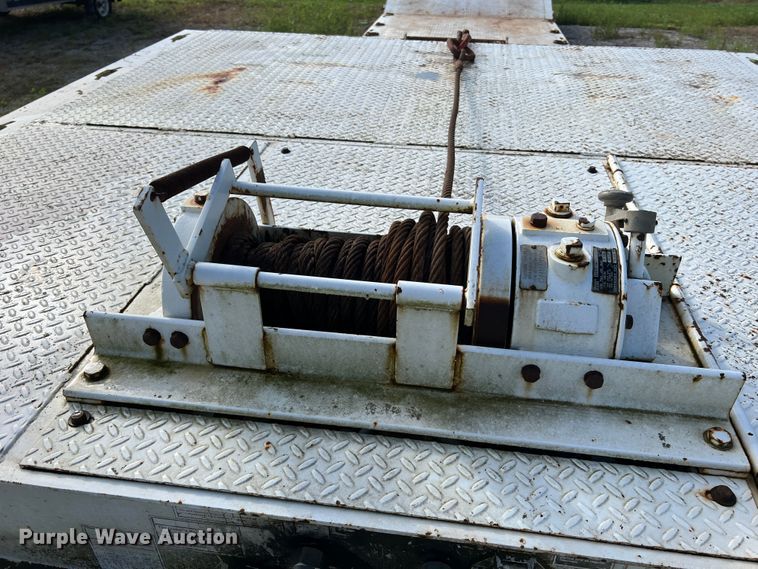 image for item JM9168 2012 Palomino 5070FTD  drop deck trailer