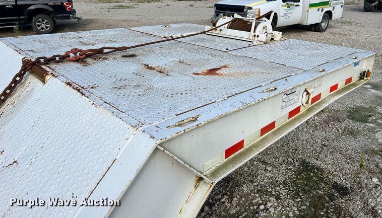 image for item JM9168 2012 Palomino 5070FTD  drop deck trailer