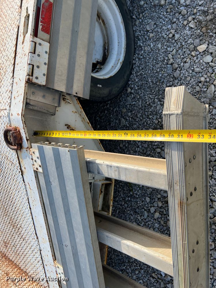 image for item JM9168 2012 Palomino 5070FTD  drop deck trailer