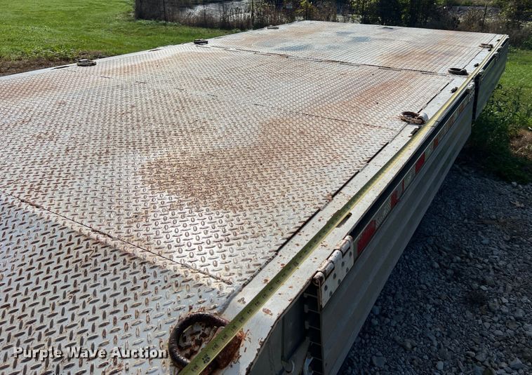 image for item JM9168 2012 Palomino 5070FTD  drop deck trailer