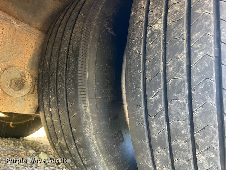 image for item JM9168 2012 Palomino 5070FTD  drop deck trailer