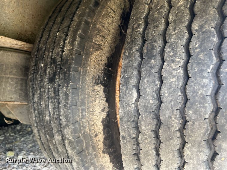 image for item JM9168 2012 Palomino 5070FTD  drop deck trailer