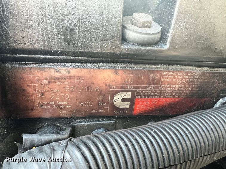 image for item JM9169 1999 Volvo  semi truck