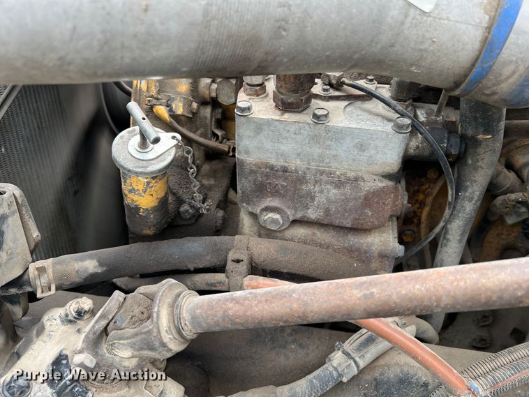 image for item JM9174 2007 Freightliner Columbia 120  semi truck