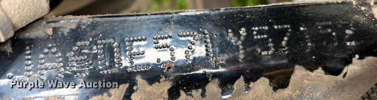 image for item JM9174 2007 Freightliner Columbia 120  semi truck