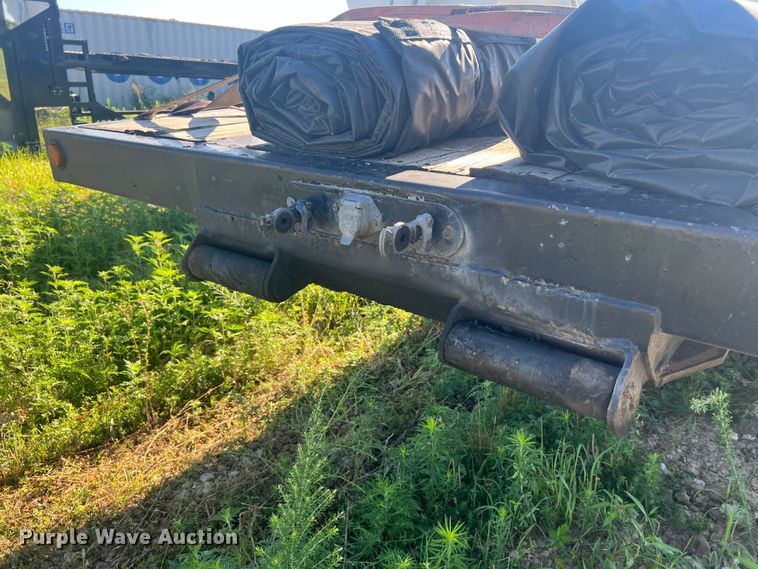 image for item JM9226 1997 Trail King  lowboy equipment trailer