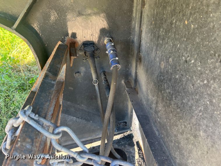 image for item JM9226 1997 Trail King  lowboy equipment trailer