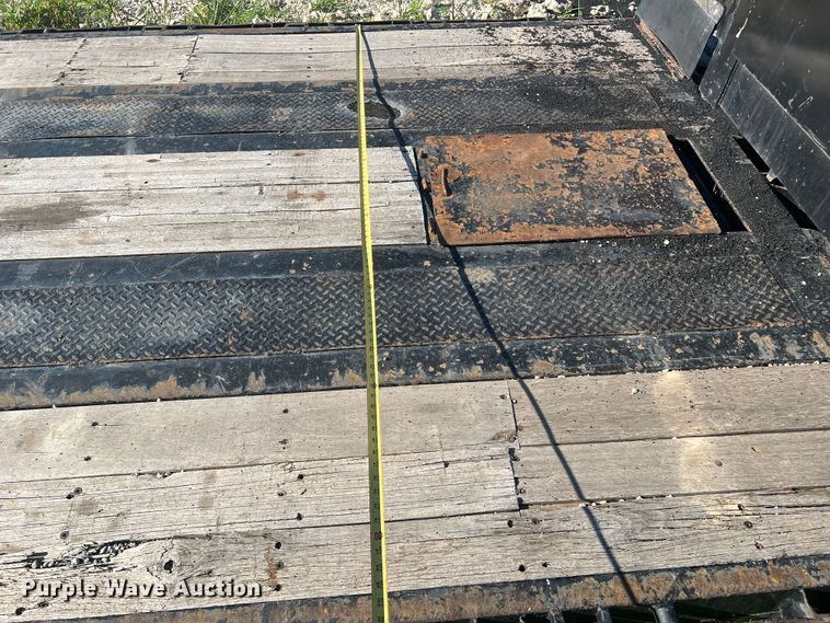 image for item JM9226 1997 Trail King  lowboy equipment trailer