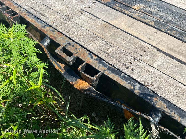 image for item JM9226 1997 Trail King  lowboy equipment trailer