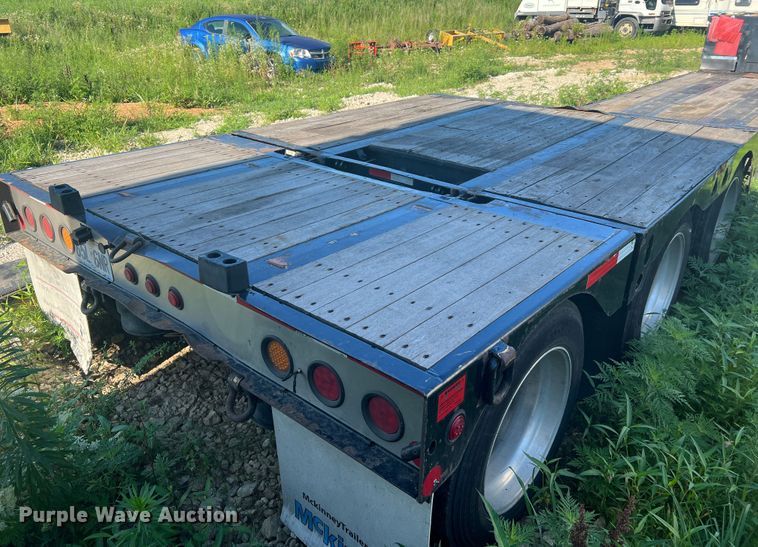 image for item JM9226 1997 Trail King  lowboy equipment trailer