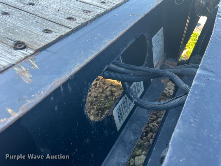 image for item JM9226 1997 Trail King  lowboy equipment trailer