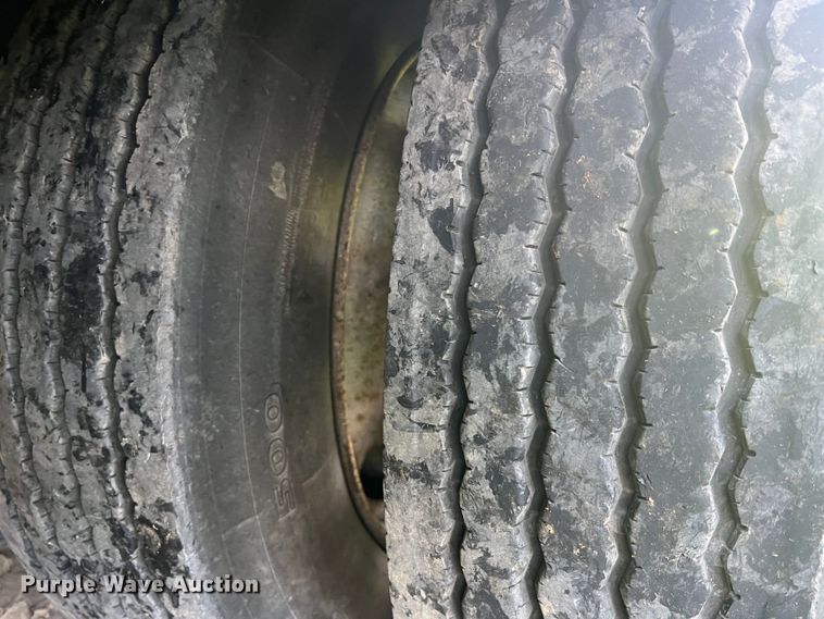 image for item JM9226 1997 Trail King  lowboy equipment trailer