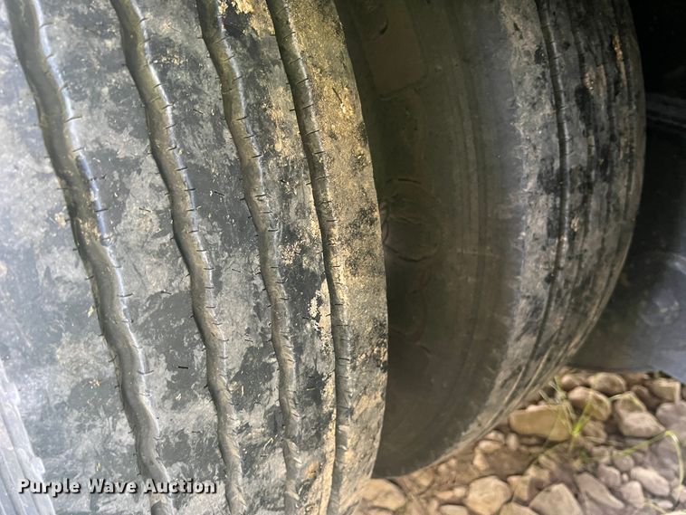 image for item JM9226 1997 Trail King  lowboy equipment trailer