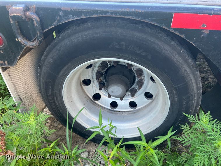 image for item JM9226 1997 Trail King  lowboy equipment trailer