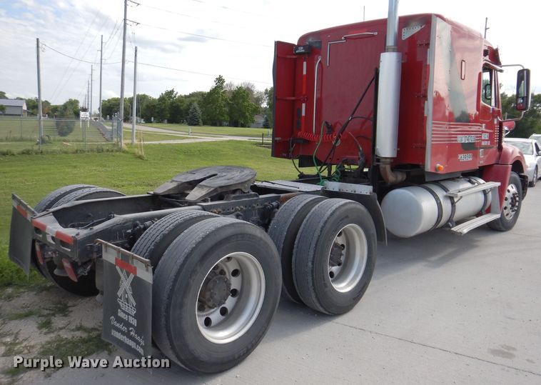 image for item JO9033 2008 Freightliner Columbia  glider kit semi truck