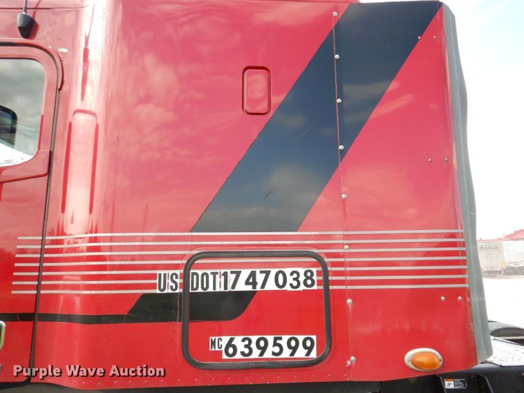 image for item JO9033 2008 Freightliner Columbia  glider kit semi truck